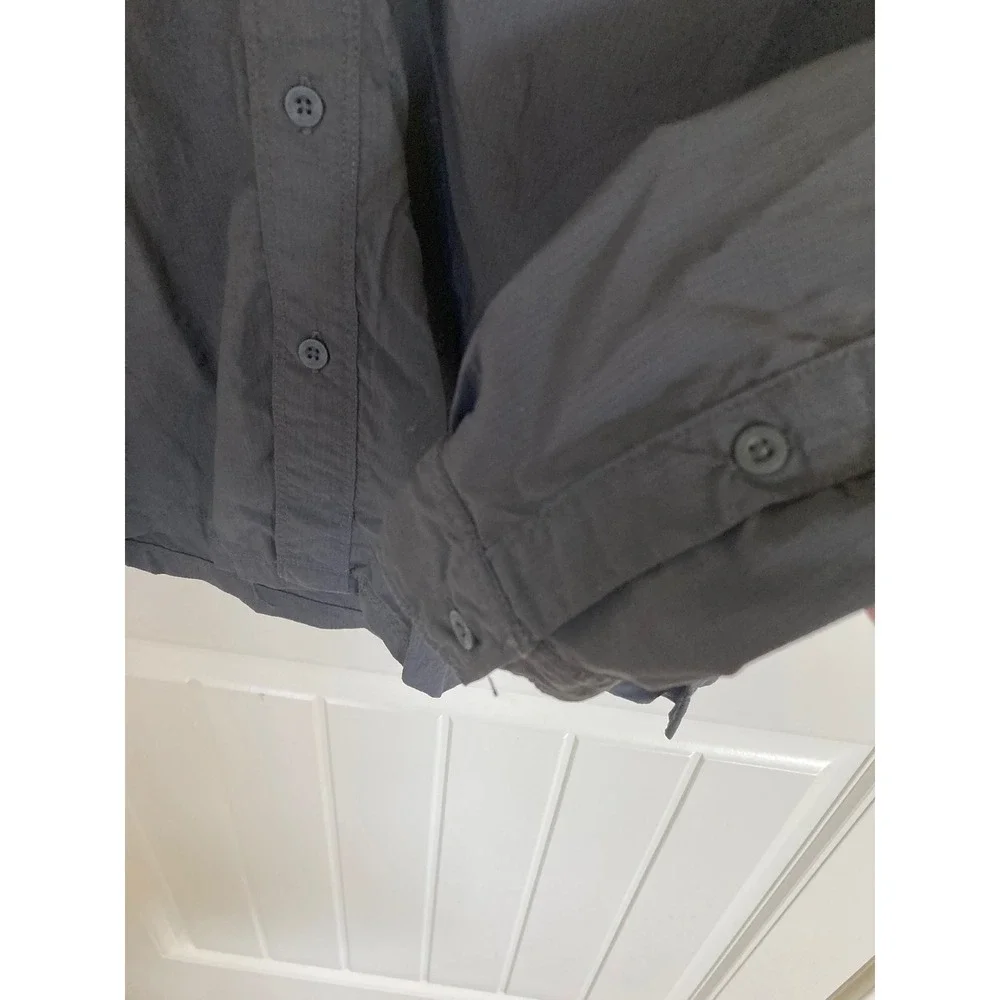 The North Face Mens Gray Nylon Hiking Shirt Long Sleeve Zip Pocket Small